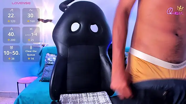 Snapshot of jackson_big18 chatting on April 13, 5:51 pm jackson big18 online show from April 13, 5:51 pm