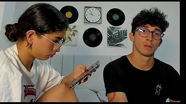 Snapshot of alanandtifany chatting on May 8, 7:08 pm alanandtifany online show from May 8, 7:08 pm