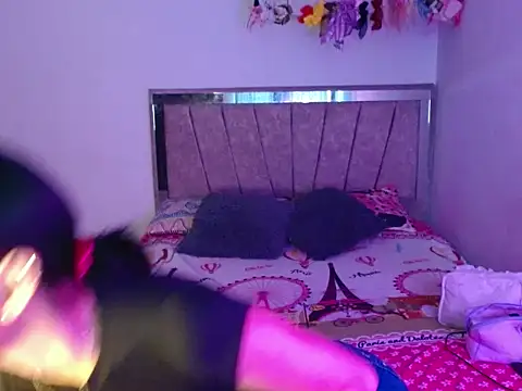 Dulcesexy18 online show from June 24, 11:04 pm