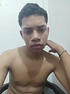curious straight guy online show from May 8, 2:06 am