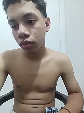 curious straight guy online show from May 24, 2:16 am
