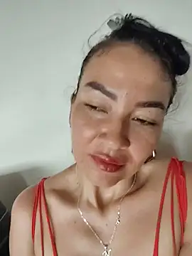 LuluDream online show from June 23, 3:43 pm