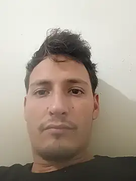welltommy2001 online show from June 30, 8:54 pm