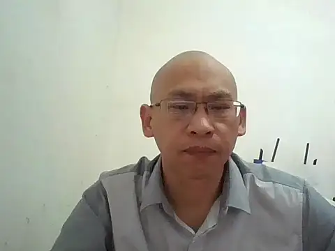 Snapshot of benly118 chatting on April 21, 1:42 am benly118 online show from April 21, 1:42 am