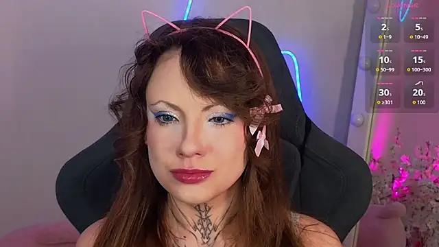 EricaMoonn online show from April 19, 10:14 am