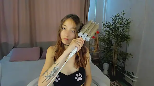 alis tauber online show from July 17, 9:38 am