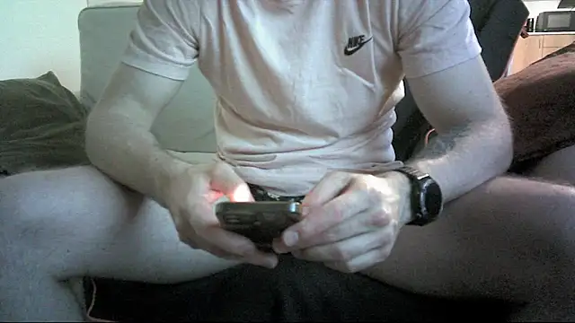 Snapshot of AlexSuperTramp94Model chatting on May 26, 6:37 pm AlexSuperTramp94Model online show from May 26, 6:37 pm