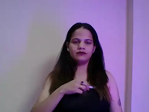 Snapshot of Its-anayaa chatting on April 15, 4:36 pm Its-anayaa online show from April 15, 4:36 pm