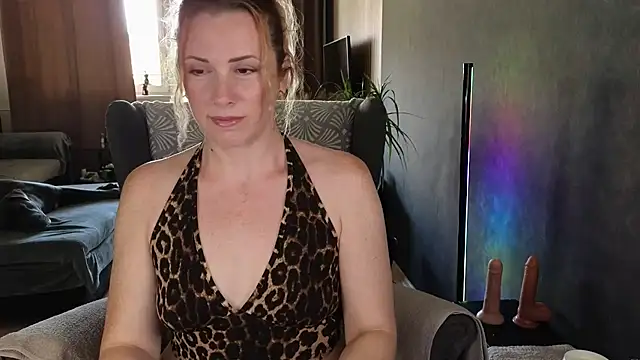 Sharon Red online show from July 15, 9:14 am