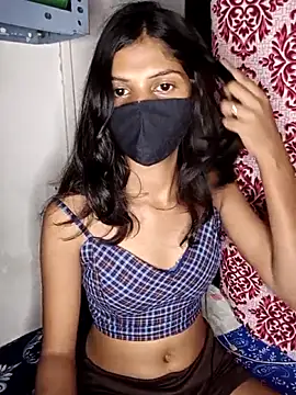 Snapshot of Miruhot chatting on April 13, 7:19 pm Miruhot online show from April 13, 7:19 pm