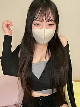 Snapshot of seira6666 chatting on April 21, 6:01 pm seira6666 online show from April 21, 6:01 pm