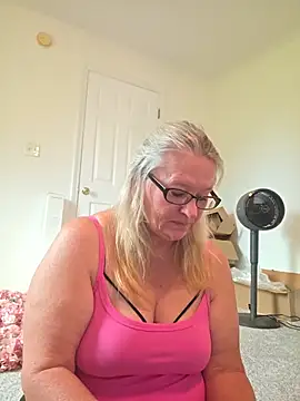 Snapshot of RavensLove chatting on July 11, 3:37 pm RavensLove online show from July 11, 3:37 pm