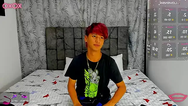 IhanKing online show from July 9, 7:29 pm