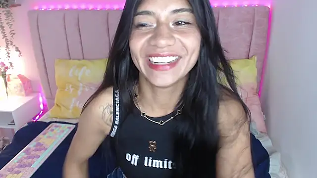 Snapshot of Shamel_Brm chatting on May 21, 12:01 pm Shamel Brm online show from May 21, 12:01 pm