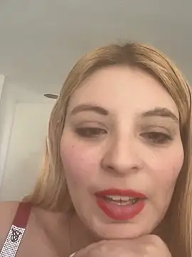 Bunnysweet95 online show from April 27, 7:12 pm