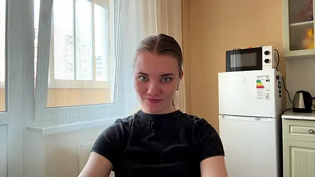 doana bebriti online show from May 12, 11:29 am