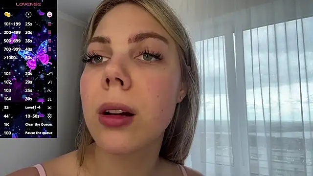 SavageSigh online show from April 24, 1:02 pm