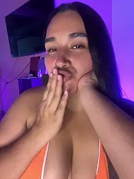 Cotton angel online show from April 22, 7:04 pm
