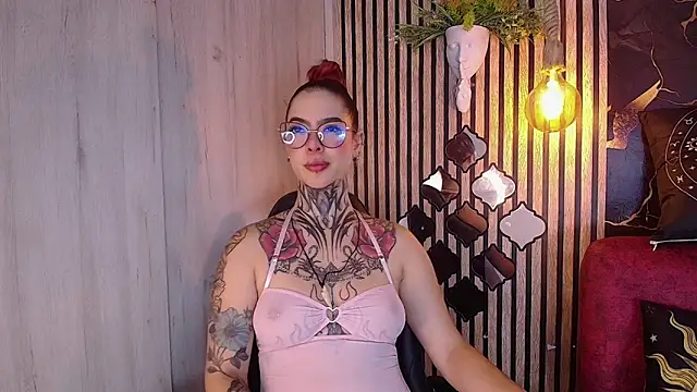 Atenea Red online show from May 13, 10:06 pm