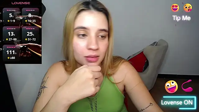 Snapshot of Ambar_lynn01 chatting on July 22, 8:11 pm Ambar lynn01 online show from July 22, 8:11 pm