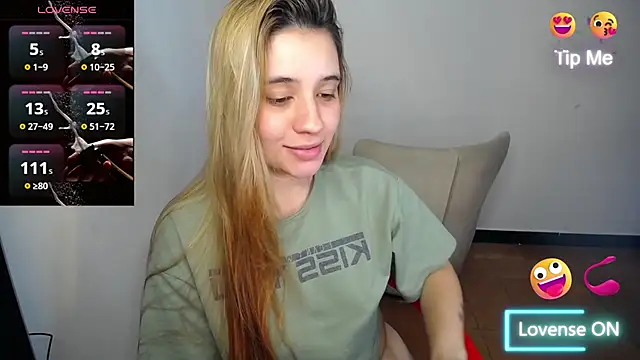 Snapshot of Ambar_lynn01 chatting on July 28, 8:52 pm Ambar lynn01 online show from July 28, 8:52 pm