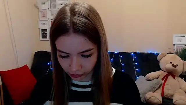 Snapshot of KaiTrum chatting on May 1, 7:18 pm KaiTrum online show from May 1, 7:18 pm