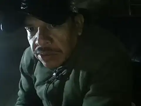 Snapshot of Oskr2024XXX chatting on January 20, 1:39 am Oskr2024XXX online show from January 20, 1:39 am