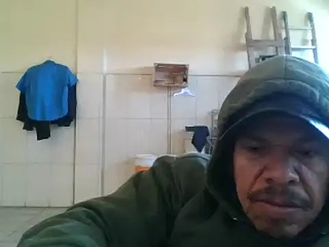 Snapshot of Oskr2024XXX chatting on February 2, 3:17 pm Oskr2024XXX online show from February 2, 3:17 pm