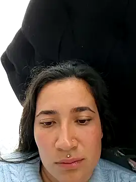 Snapshot of DaniHO25 chatting on April 16, 7:14 pm DaniHO25 online show from April 16, 7:14 pm