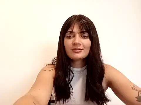 Snapshot of Sassygyrl chatting on May 5, 7:44 pm Sassygyrl online show from May 5, 7:44 pm