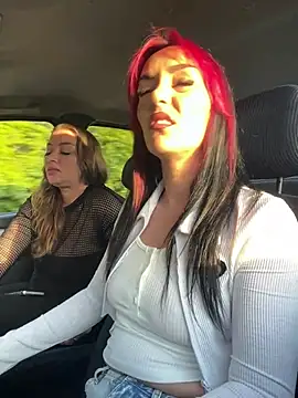MeganFoxiyyy online show from May 7, 3:56 am