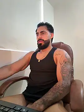 Snapshot of Ryan_Black3 chatting on May 4, 1:40 pm Ryan Black3 online show from May 4, 1:40 pm