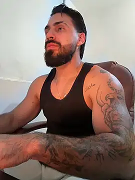 Snapshot of Ryan_Black3 chatting on May 12, 11:24 pm Ryan Black3 online show from May 12, 11:24 pm