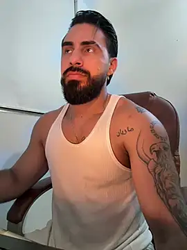Snapshot of Ryan_Black3 chatting on May 15, 11:23 pm Ryan Black3 online show from May 15, 11:23 pm