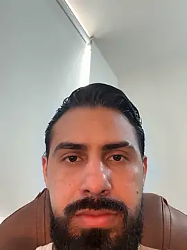 Snapshot of Ryan_Black3 chatting on May 16, 2:49 pm Ryan Black3 online show from May 16, 2:49 pm