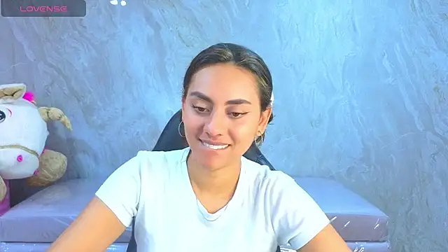 Snapshot of grecia_soler_a chatting on May 21, 1:07 pm grecia soler a online show from May 21, 1:07 pm