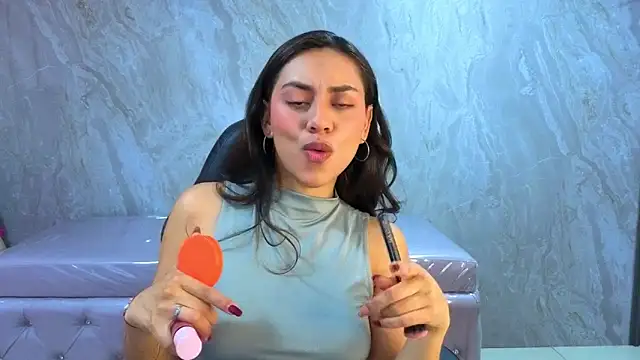 Snapshot of grecia_soler_a chatting on June 12, 12:48 pm grecia soler a online show from June 12, 12:48 pm