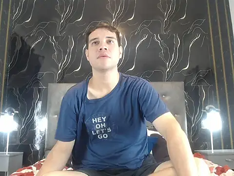 Jean-Smit online show from April 20, 12:30 pm