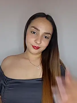 Snapshot of Siennarose2026 chatting on August 10, 2:04 am Siennarose2026 online show from August 10, 2:04 am