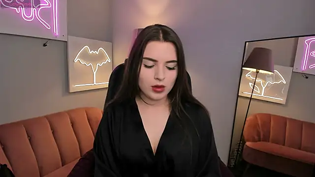 Snapshot of AliceLiador_ chatting on June 6, 2:33 pm AliceLiador online show from June 6, 2:33 pm
