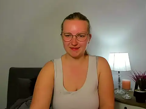 RoseTeacherX online show from April 28, 5:29 pm