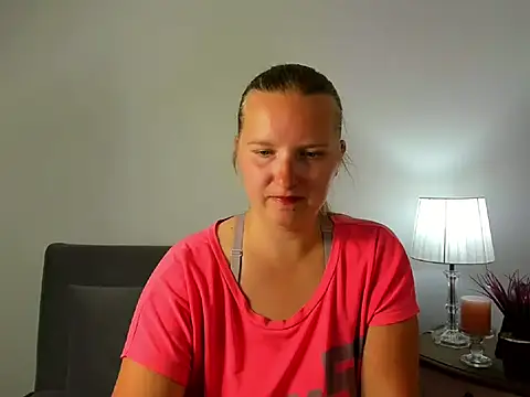 Snapshot of RoseTeacherX chatting on May 18, 5:08 pm RoseTeacherX online show from May 18, 5:08 pm