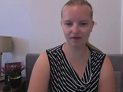 RoseTeacherX online show from July 2, 7:36 am