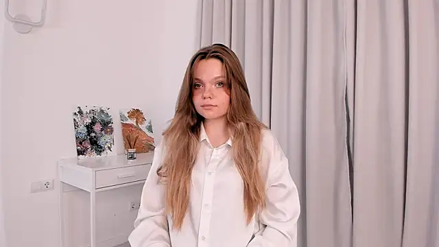 MarloEinck online show from April 18, 6:23 pm