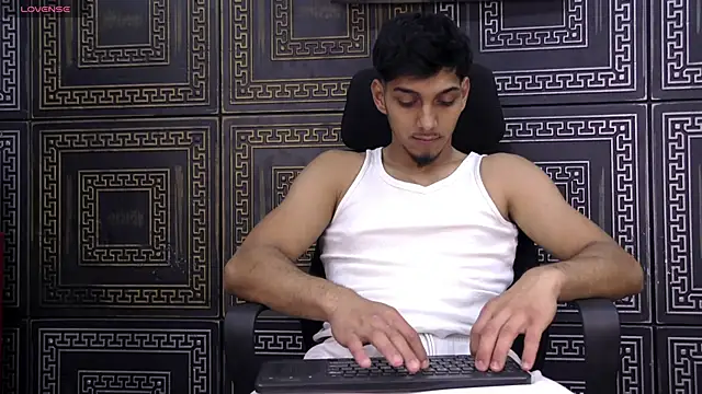 DanteRafaelo online show from May 15, 4:47 pm