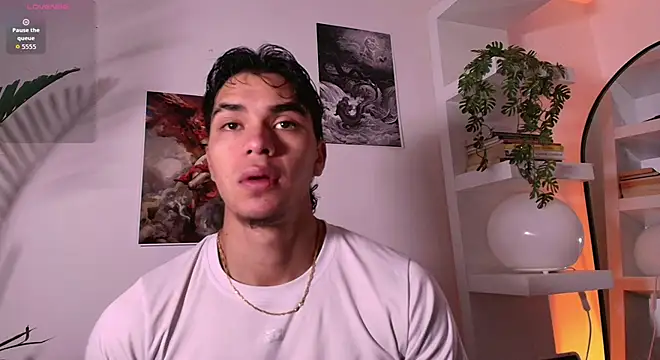 andyypalmer  online show from May 2, 5:56 am