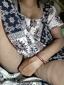 Boudisex69 online show from May 26, 6:04 pm