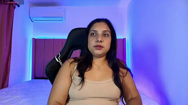 Bianca Royale online show from April 18, 7:58 pm