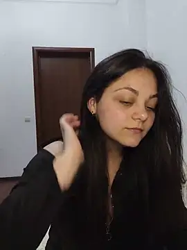 Snapshot of _Mikky_lil_ chatting on June 16, 8:22 pm Mikky lil online show from June 16, 8:22 pm