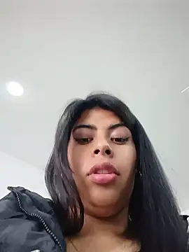 Snapshot of SOFIA-11_ chatting on May 18, 5:19 pm SOFIA-11 online show from May 18, 5:19 pm